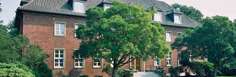 Header Wohnheim Friedensplatz 2018 Header Wohnheim Friedensplatz 2018